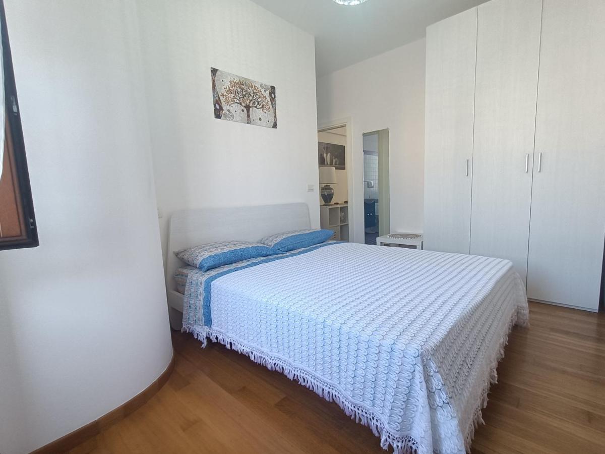 Апартаменти La Casa Di Erika - Pesaro Centro-Mare Екстер'єр фото